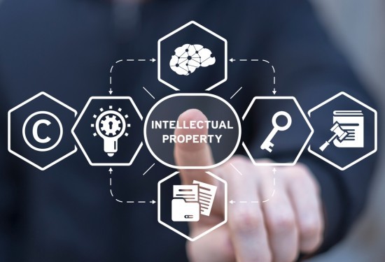 shutterstock_2442072215 (1)